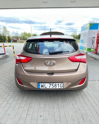 Hyundai I30 cena 18900 przebieg: 148900, rok produkcji 2013 z Kościerzyna małe 121